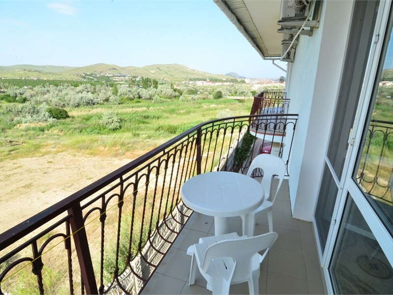 Вид с балкона гостевого дома Сабина Гостевые дома в Крыму в Коктебеле